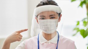 感染症対策のマスクが危険？介護士が気を付けたい熱中症